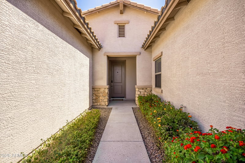 2695 Rakestraw Ln, Gilbert, AZ 85298
