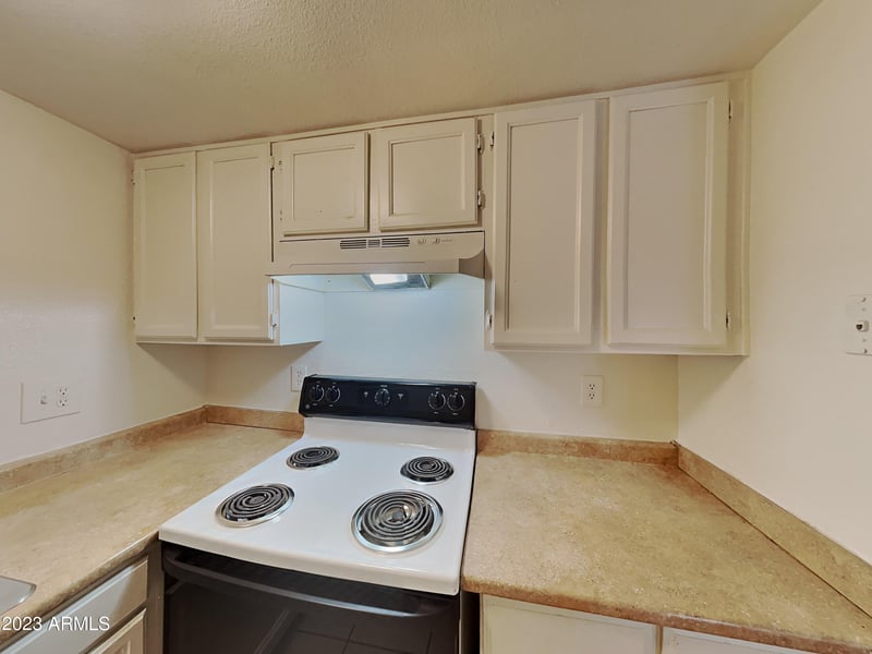 2696 N 43rd Ave #33B, Phoenix, AZ 85009