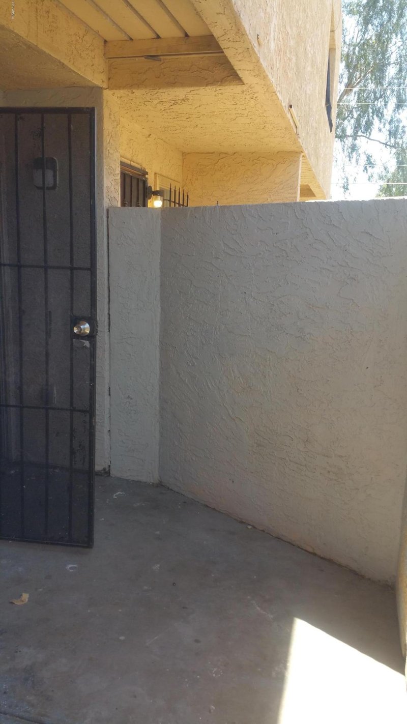 2696 N 43rd Ave #C, Phoenix, AZ 85009