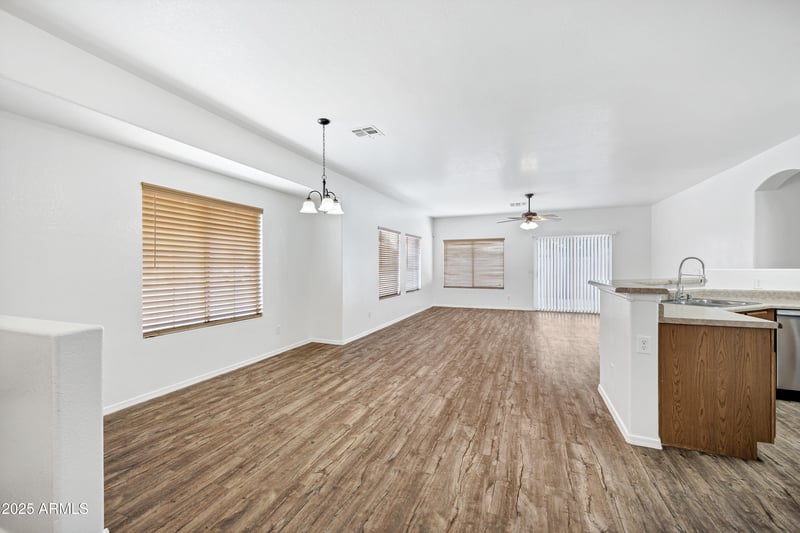 2697 Waterview Ct, Chandler, AZ 85249