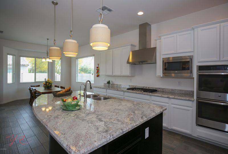 2698 E Aloe Pl, Chandler, AZ 85286