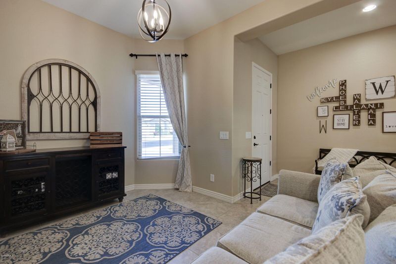 2699 E La Costa Dr, Gilbert, AZ 85298