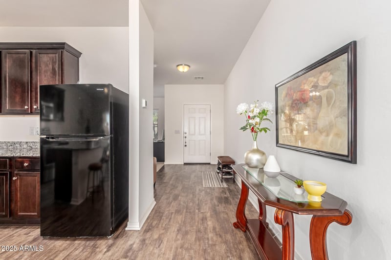 2699 Omega Dr, San Tan Valley, AZ 85143