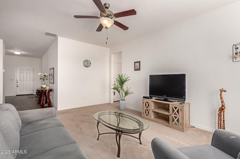 2699 Omega Dr, San Tan Valley, AZ 85143