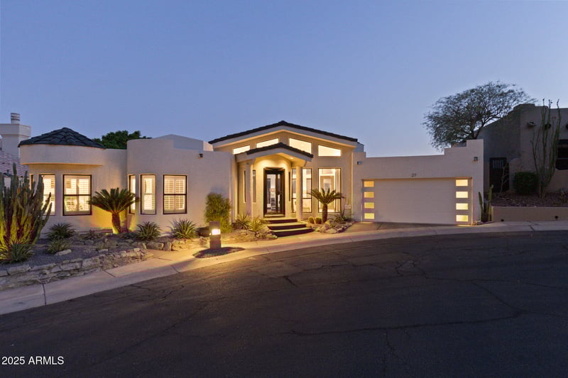 27 Cochise Dr, Phoenix, AZ 85021