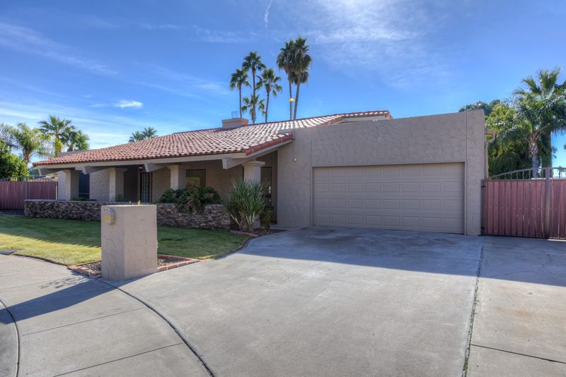 27 E Seminole Dr, Phoenix, AZ 85022