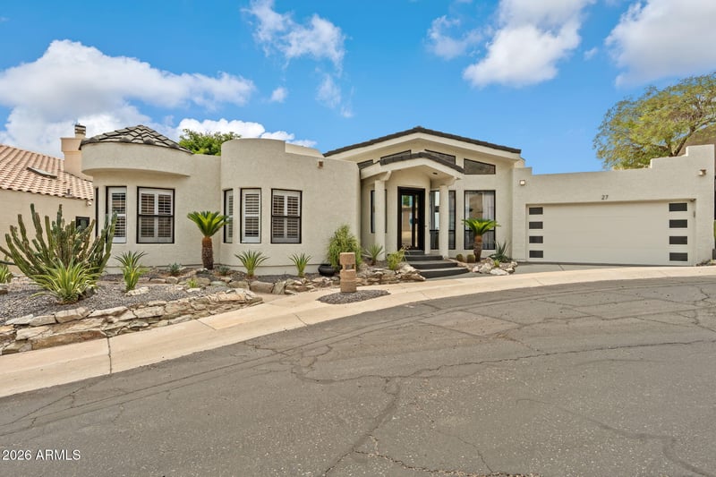 27 W Cochise Dr, Phoenix, AZ 85021