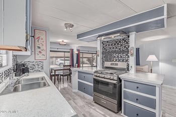 2700 Allred Ave #R87, Mesa, AZ 85204