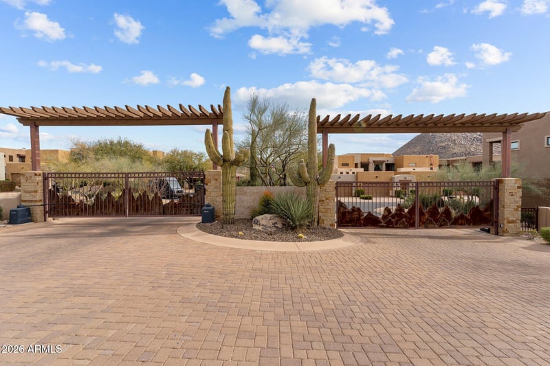 27000 Alma School Pw #1042, Scottsdale, AZ 85262