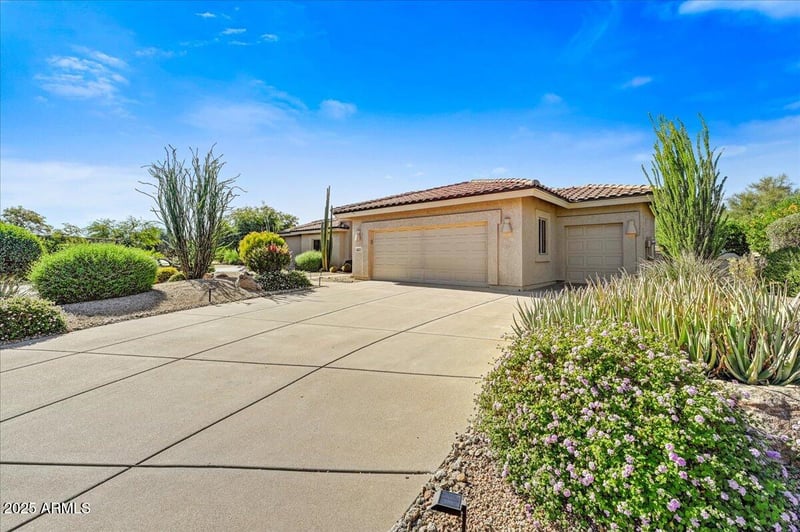 27002 N Agua Verde Dr, Rio Verde, AZ 85263