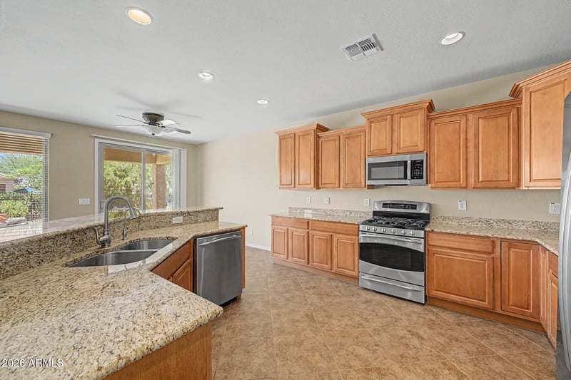 27002 W Runion Dr, Buckeye, AZ 85396