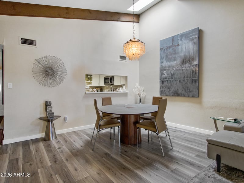 2701 E Cactus Rd, Phoenix, AZ 85032
