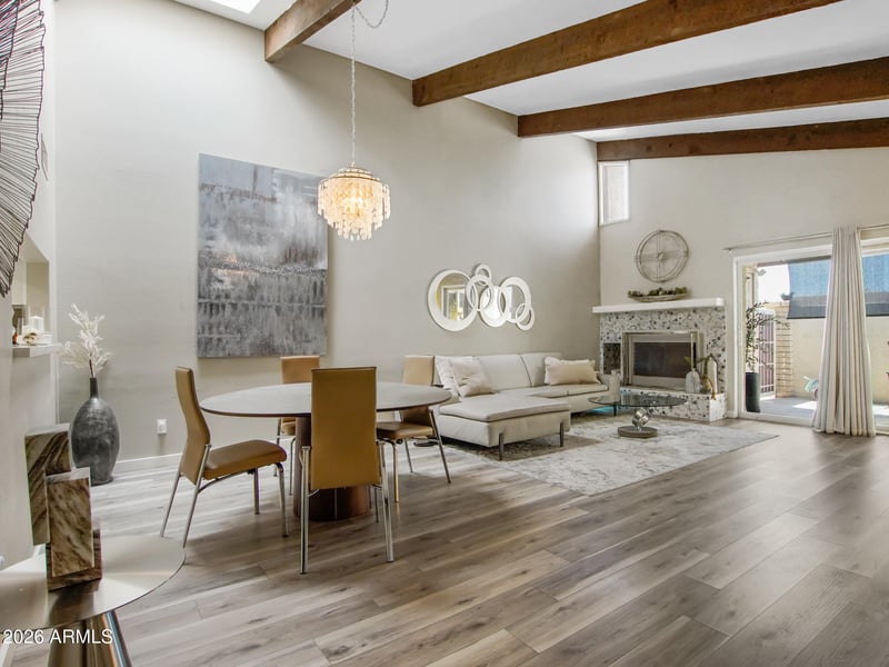 2701 E Cactus Rd, Phoenix, AZ 85032
