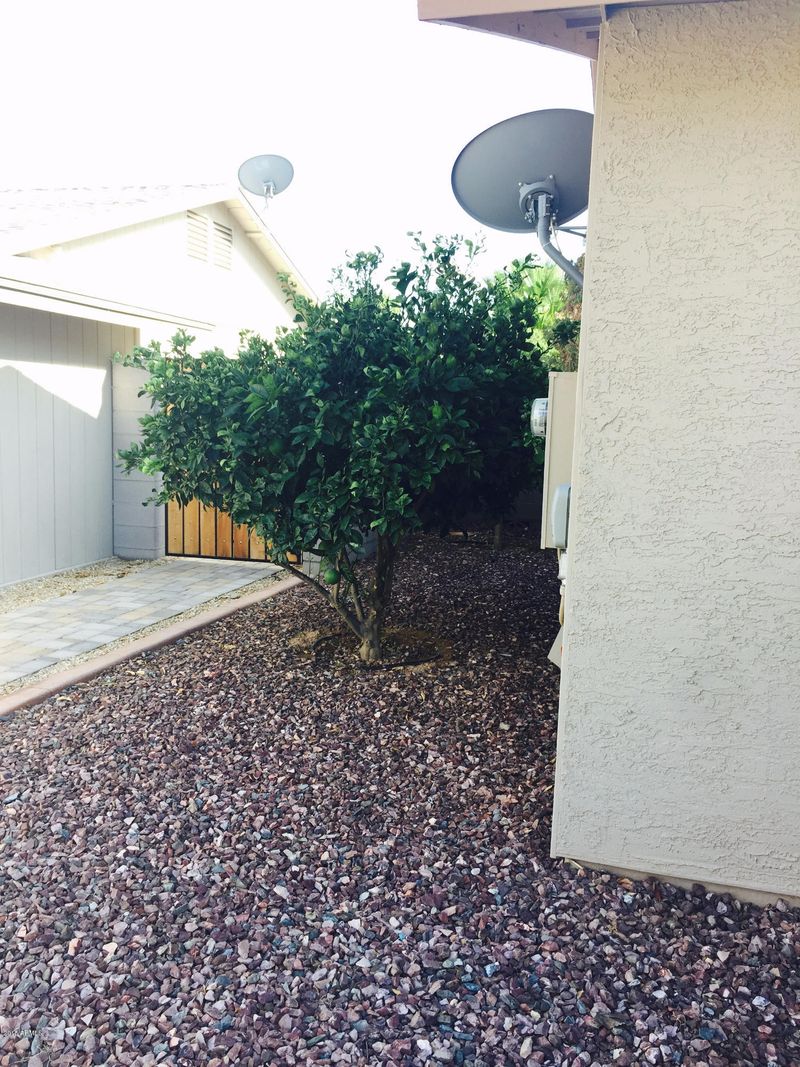 2701 E Villa Theresa Dr, Phoenix, AZ 85035