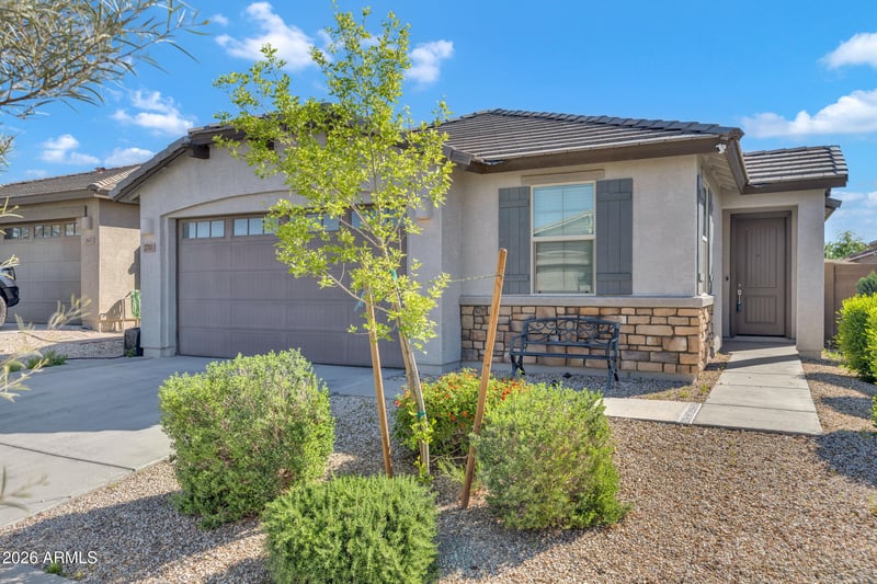 2701 Reavis Falls Rd, Apache Junction, AZ 85119