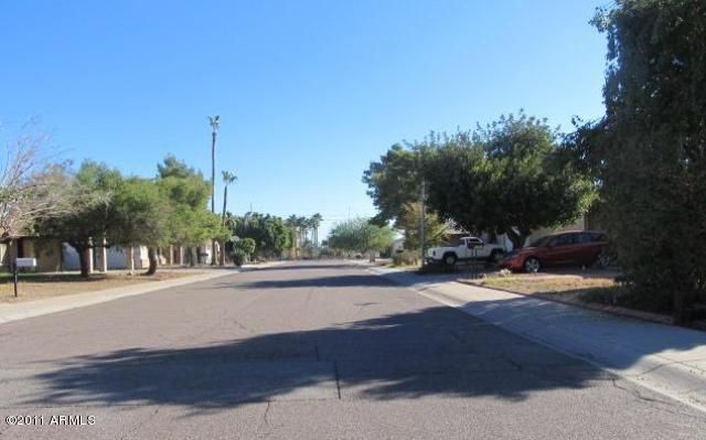 2701 W Bluefield Ave, Phoenix, AZ 85053