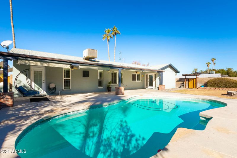 2701 W Summit Pl, Chandler, AZ 85224