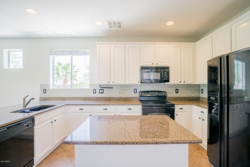 27017 N 54th Ave, Phoenix, AZ 85083