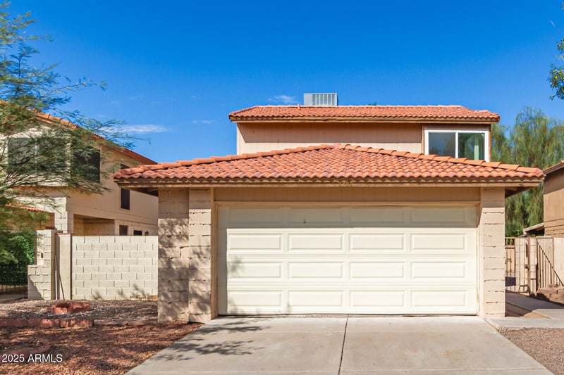 2702 Brooks St, Chandler, AZ 85224