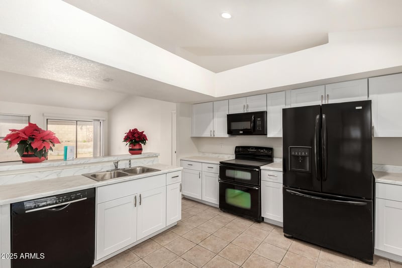 2702 Cathedral Rock Dr, Phoenix, AZ 85048