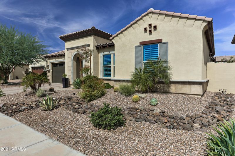 2702 E Indigo Pl, Chandler, AZ 85286