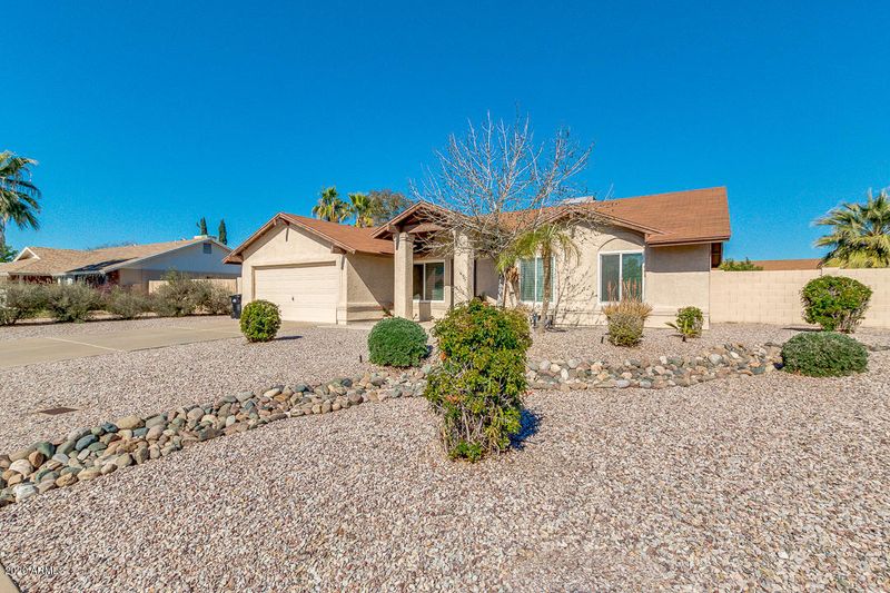 2702 E Juanita Ave, Mesa, AZ 85204
