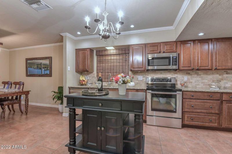 2702 E Louise Dr, Phoenix, AZ 85032
