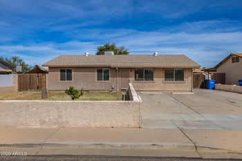 2702 Grovers Ave, Phoenix, AZ 85032