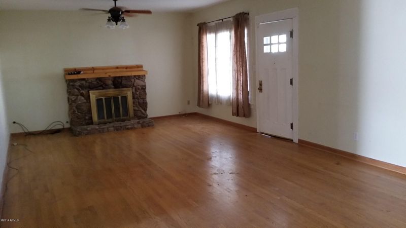 2702 N 27th St, Phoenix, AZ 85008