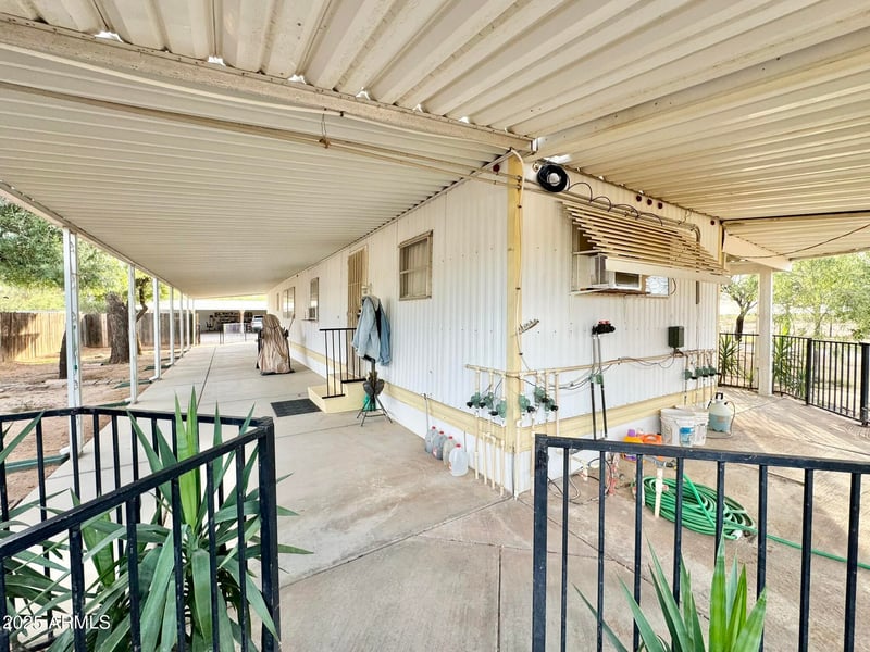 27021 211th Ave, Wittmann, AZ 85361