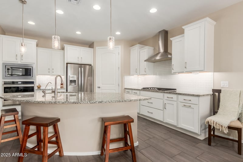 27021 Kerry Ln, Buckeye, AZ 85396