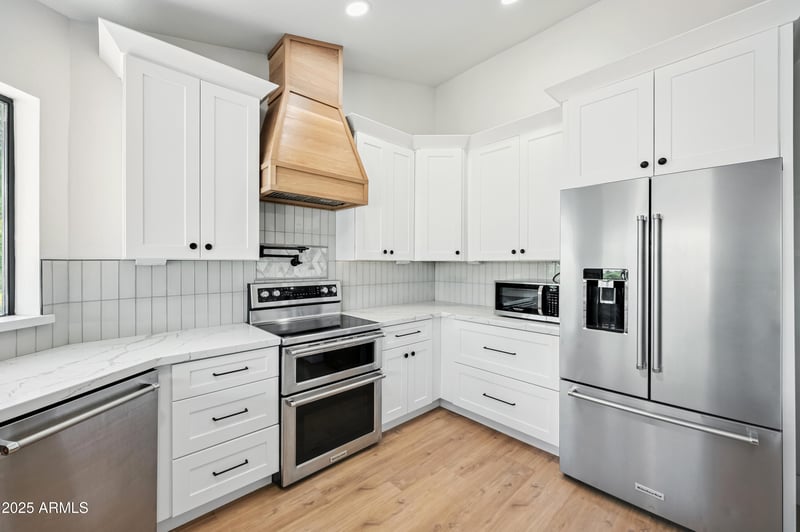 2703 Vaughn Ave, Gilbert, AZ 85234