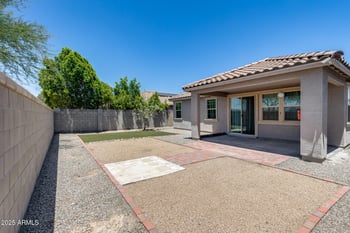 2704 172nd Ln, Goodyear, AZ 85338