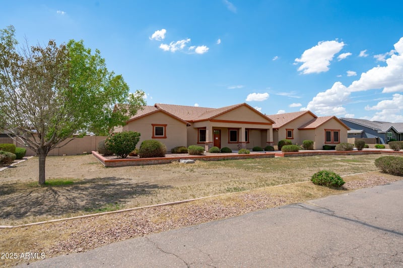 2704 199th Ave, Buckeye, AZ 85326
