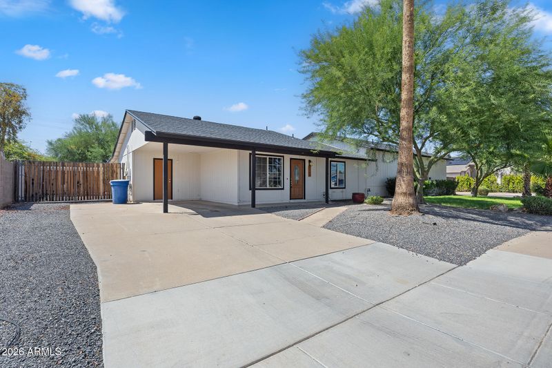 2704 N Yucca St, Chandler, AZ 85224