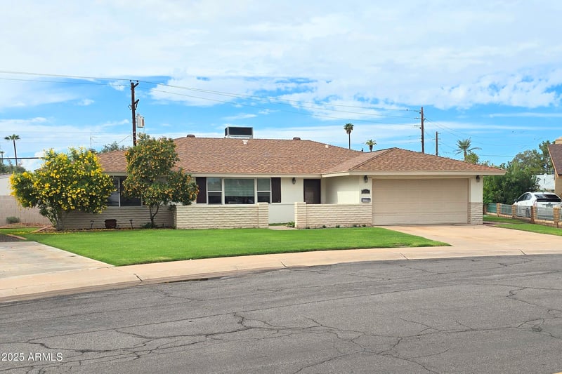 2704 Terrace Rd, Tempe, AZ 85282