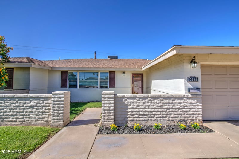 2704 Terrace Rd, Tempe, AZ 85282