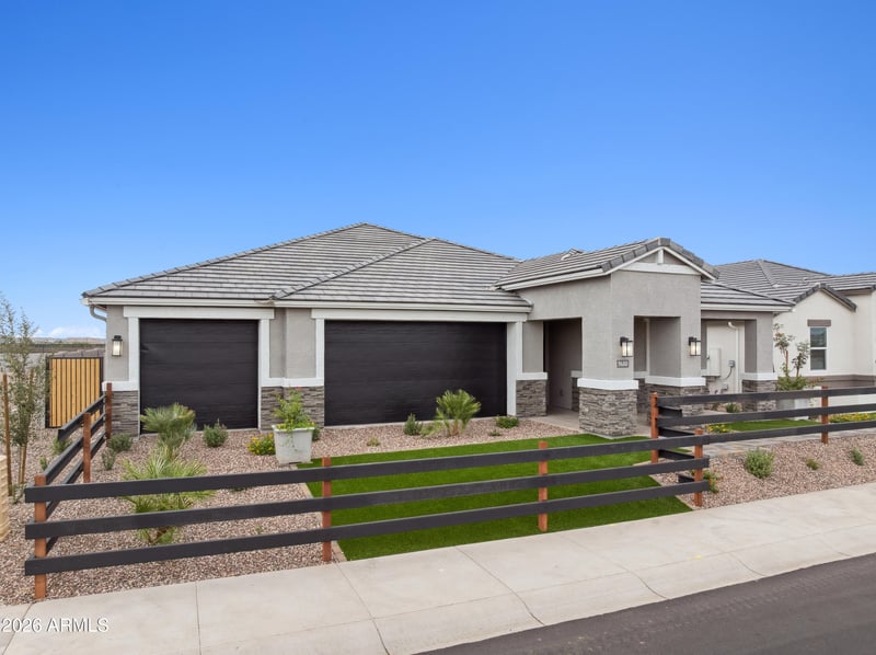 2704 W Sentiero Ave, Apache Junction, AZ 85120
