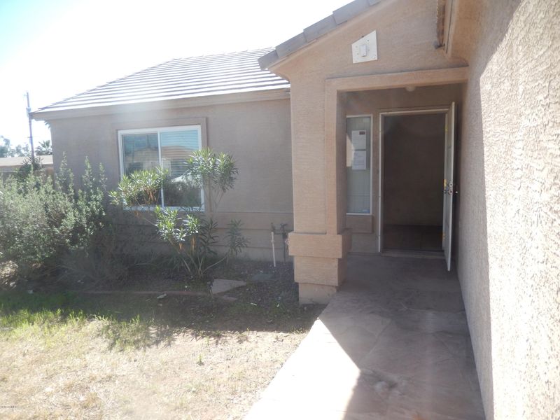 2705 E Wier Ave, Phoenix, AZ 85040