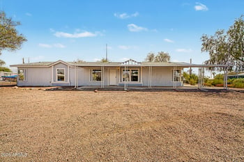 2705 W Mockingbird St, Apache Junction, AZ 85120