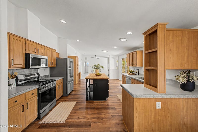 2705 W Mockingbird St, Apache Junction, AZ 85120