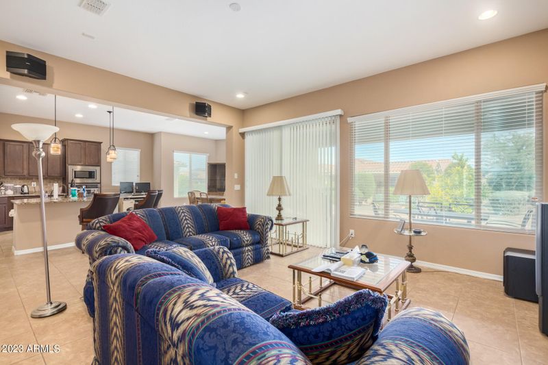 27066 W Oraibi Dr, Buckeye, AZ 85396