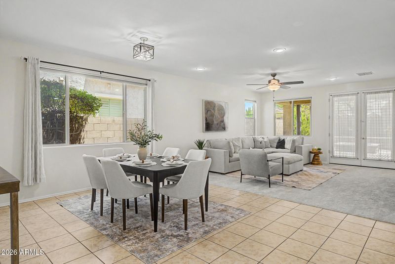 2707 E Daniel Dr, Gilbert, AZ 85298