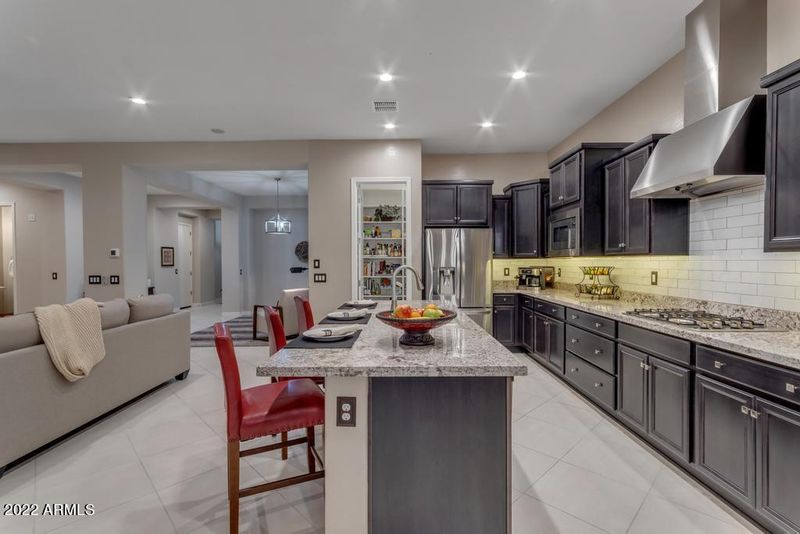 2707 E La Costa Dr, Gilbert, AZ 85298