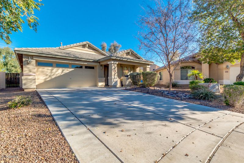 2708 E Alameda Rd, Phoenix, AZ 85024