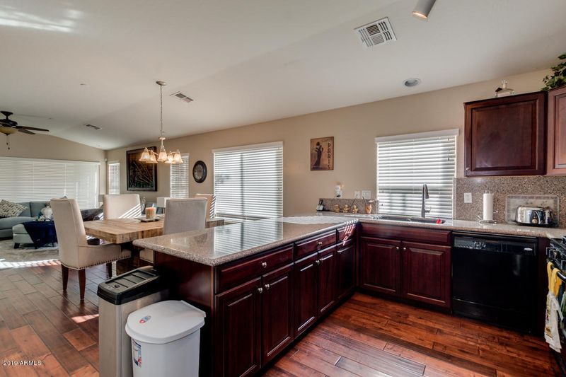 2708 E Alameda Rd, Phoenix, AZ 85024