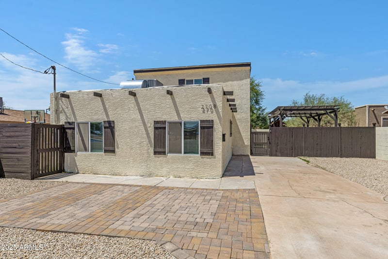 2708 Roosevelt St, Phoenix, AZ 85008