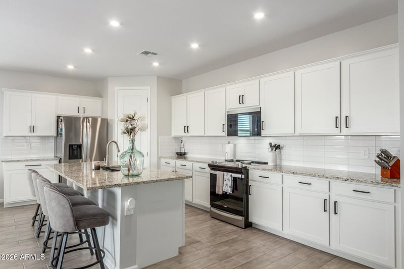 2709 E Houston Ave, Apache Junction, AZ 85119