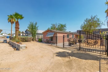 2709 Robin Ln, Phoenix, AZ 85027