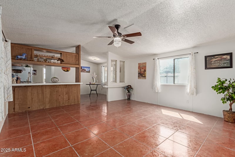 2709 Robin Ln, Phoenix, AZ 85027